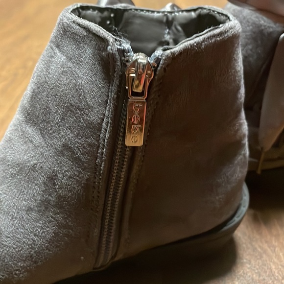 Suede girls boot with satin ribbon on side - Picture 4 of 6